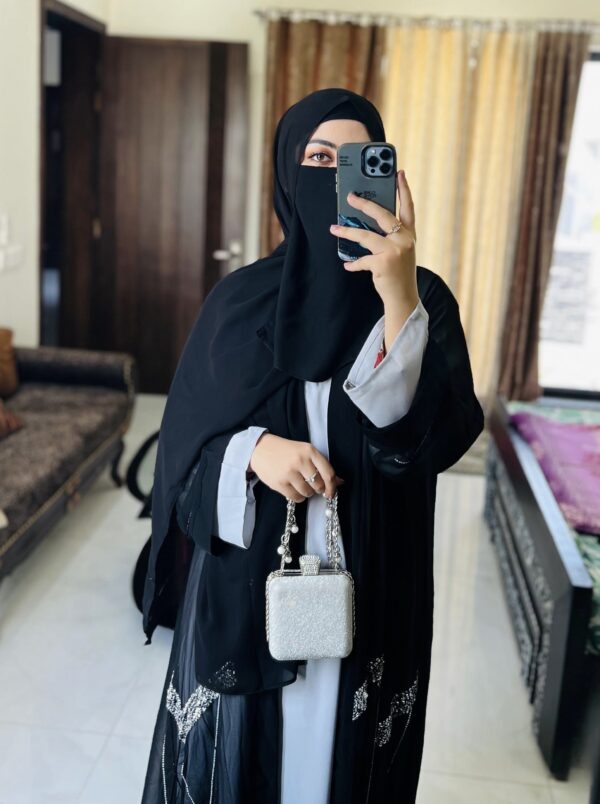 Magnolia Abaya